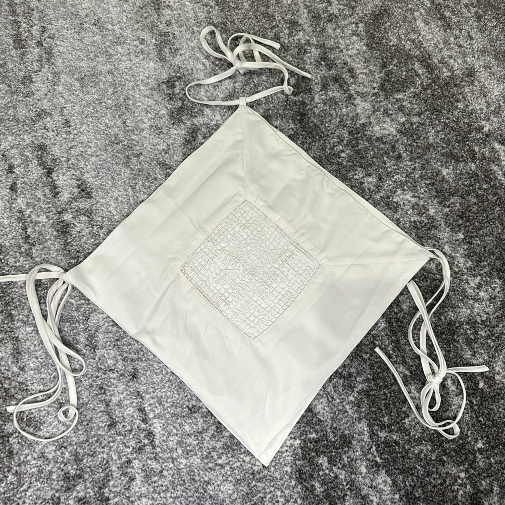 PrettyLittleThing White Halter Tank Top - Picture 2 of 3